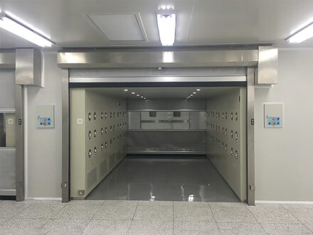 CARGO AIR SHOWER